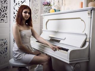 KarmenBliss - Live sex cam - 3942320