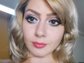 QueenVendetta - Live sex cam - 3966600