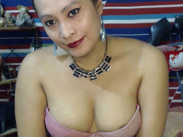 SquirtCumAlots - Live sex cam - 3966725