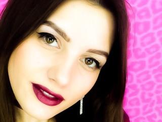 PaigeF - Live hot with a underweight body Hot babe 