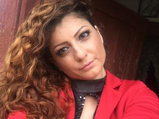 AnnaSweet69 - Live cam hot with a European Hot chicks 