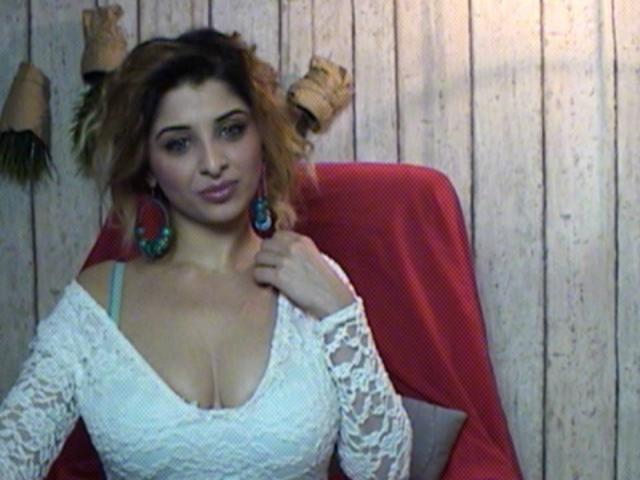 HalleyBB - Live sex cam - 3987645