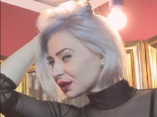 ClumsyK - Live cam nude with this gold hair Sexy girl 