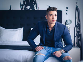 HaydenSpearz - Live porn &amp; sex cam - 4099325