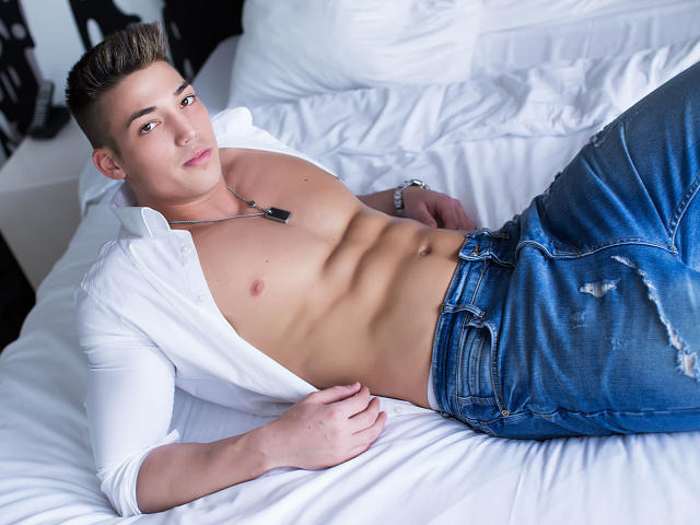 HaydenSpearz - Live porn &amp; sex cam - 4099435