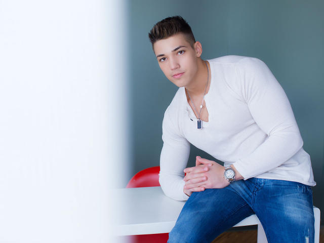 HaydenSpearz - Live sex cam - 4099530