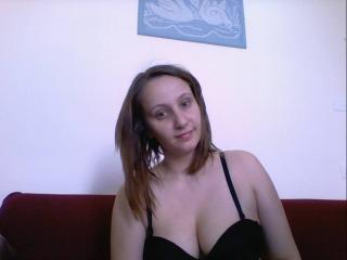 TeDessire - Show live sexy with a regular body Young lady 