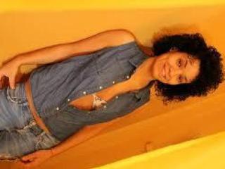 LaraAnne - Live sexy with this muscular body 18+ teen woman 