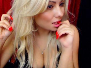 NaugtyBlonde - Webcam x with this White Young lady 
