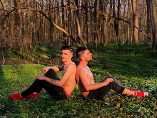 TommyForKarl - online chat nude with this charcoal hair Homo couple 