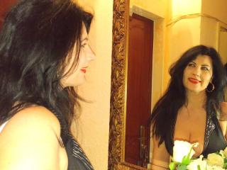 SquirtMatur - Chat live xXx with a being from Europe Mature 