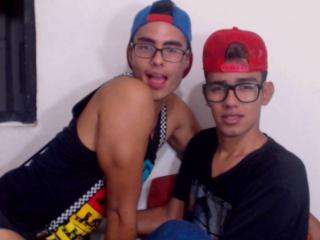 EnjoyTheBoys - online chat hard with a russet hair Boys couple 