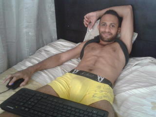 ZacHugeDick - Live Sex Cam - 4366885