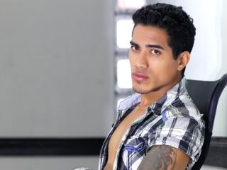 ArthurAsher - Chat live hot with this latin Men sexually attracted to the same sex 