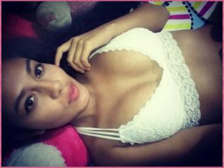 CristalLopez - Webcam live exciting with a gaunt College hotties 