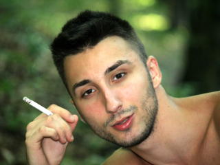 Karolino - Chat cam xXx with a Homosexuals with athletic build 