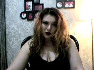 SpicySuzy - Live cam sexy with a redhead 18+ teen woman 
