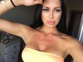 GreatKatty - Webcam live hard with a black hair Hot chicks 