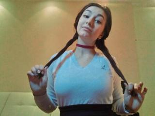 DinaraLove - online chat nude with a White Sexy babes 