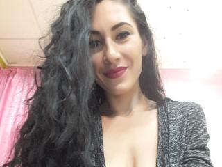 JullyeAnais - Live porn & sex cam - 4586358