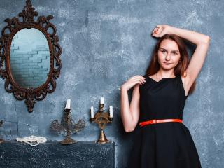 MiaLili - Webcam nude with this redhead Young lady 