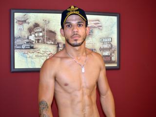 ErikXavier - Live porn &amp; sex cam - 4618793