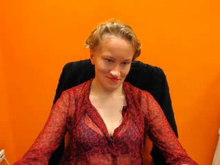 OlivChat - Webcam nude with this shaved genital area Young and sexy lady 
