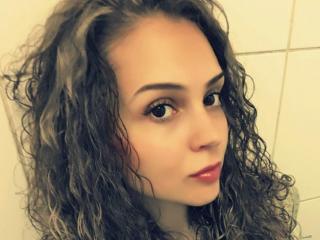 KiaraWild - Live sexe cam - 4674494