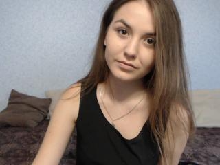 ElviraBrek - Live porn &amp; sex cam - 4691444