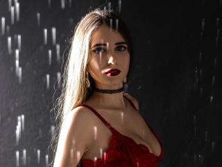 HotLera - chat online sex with a cocoa like hair Young and sexy lady 