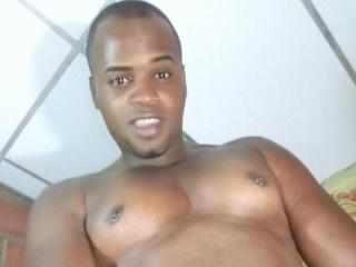 FelixHot69 - online chat sex with this charcoal hair Horny gay lads 