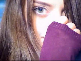 LaurenRay - Chat exciting with a brown hair Young and sexy lady 