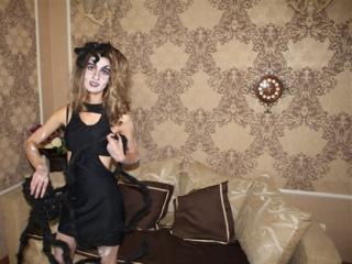 DivineAmanda - Show exciting with a slender build Young lady 