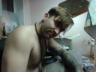 JulianSergioZoloto - chat online x with this being from Europe Homosexuals 