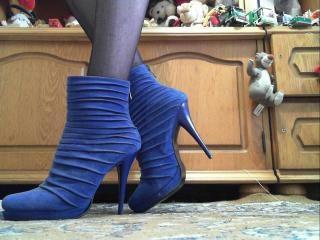 1KinkyBrunette - Webcam live exciting with this White MILF 