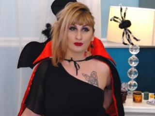 LaureeCandence - online show x with a average body Sexy babes 