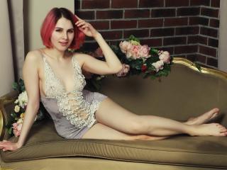 LaimaFox - Webcam sexy with this chocolate like hair Lady 
