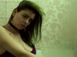 FathiaFaith - Live cam nude with this shaved intimate parts Girl 