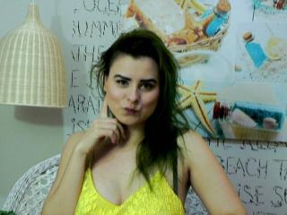 FathiaFaith - Chat excitant avec une Très belle jeune femme sexy d'une rousseur incroyable sur le site XLove.com 