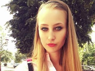 NatashaRougee - Webcam live exciting with this being from Europe Hot babe 