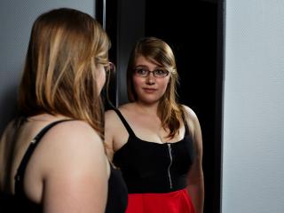 KatrinLove - online chat sexy with a Hot chicks with enormous melons 