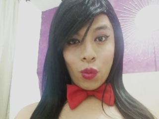 ShantalTsSexy - Chat nude with this golden hair Ladyboy 