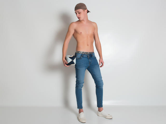 OliverGunn - Camera khiêu dâm &amp; quyến rũ trực tiếp - 4893629