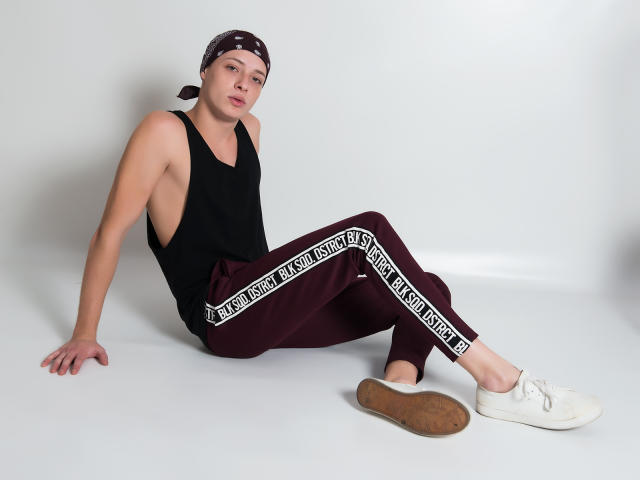 OliverGunn - Sexe cam en vivo - 4893689