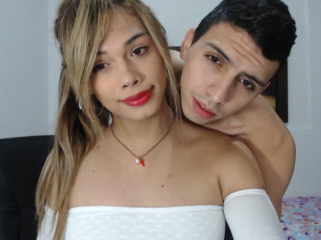 ValeriTSCpl - Live sex cam - 4902214