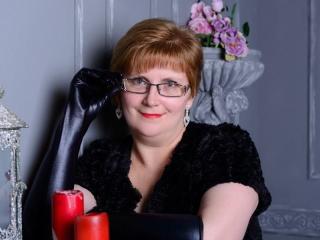 VioletMorning - chat online nude with a plump body Lady over 35 