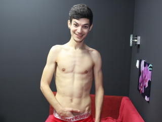 MikeyCummings - Live sexe cam - 4942549