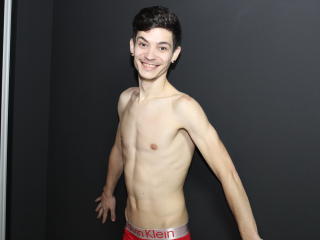 MikeyCummings - Live Sex Cam - 4942719