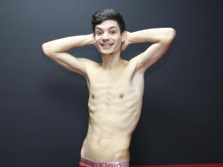 MikeyCummings - Sexe cam en vivo - 4942759