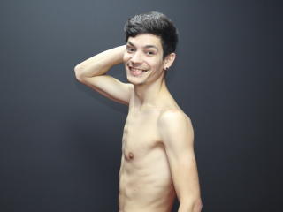 MikeyCummings - Live sex cam - 4942789